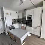 Apartmán Calme A 5 Mn En Voiture De La Avec Garage