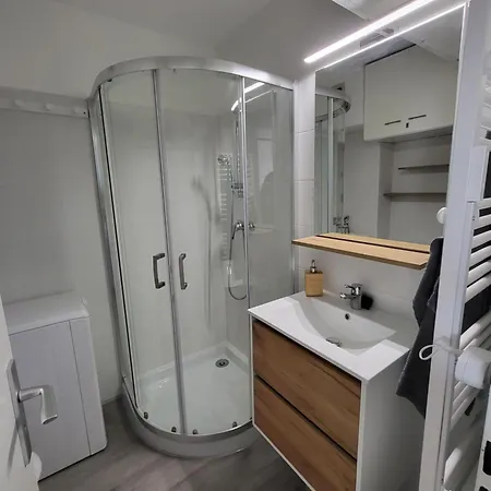Apartament Calme A 5 Mn En Voiture De La Avec Garage *
